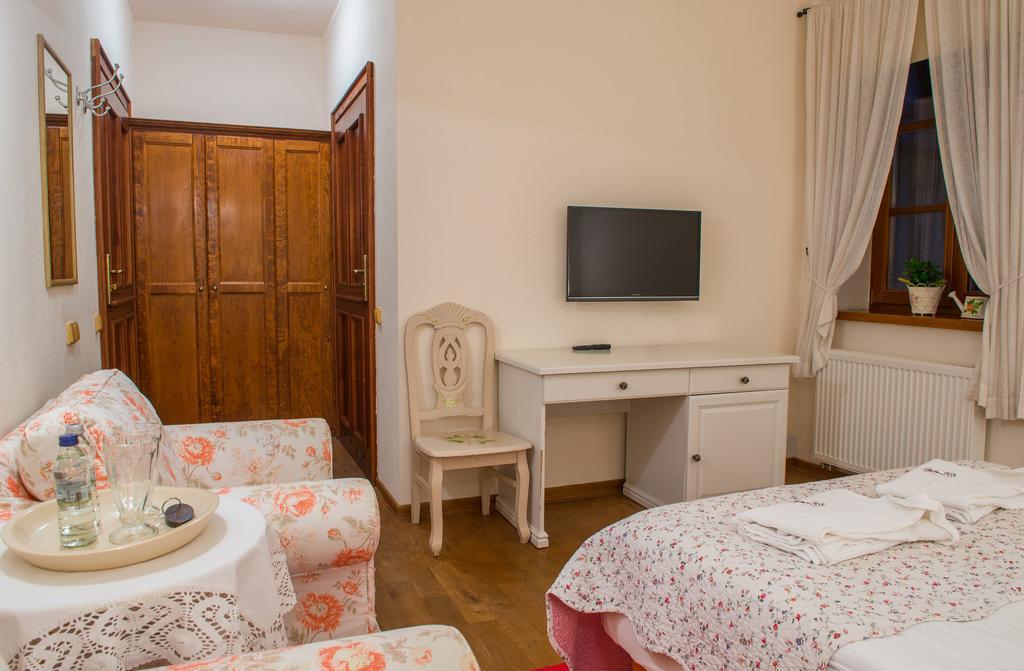 Folwark Walencja Hotel Kazimierz Dolny Room photo